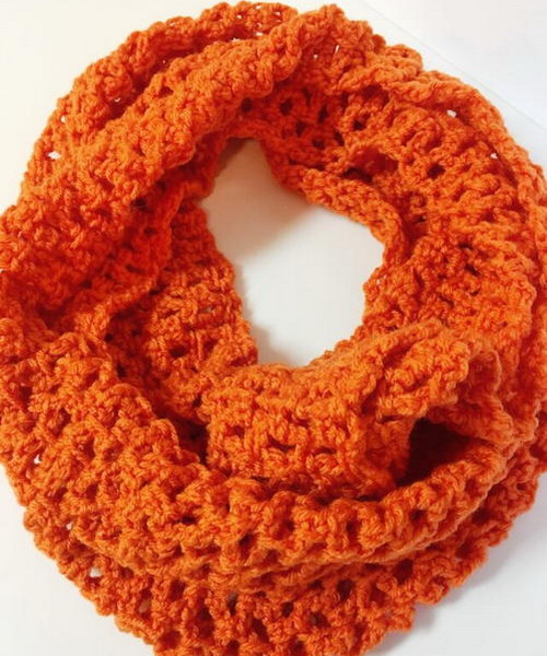 Pumpkin Infinity Cowl Free Crochet Pattern