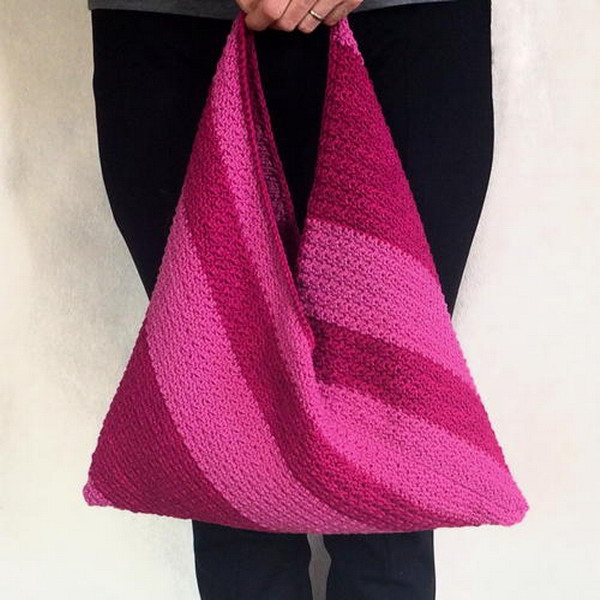 Mama's Got a Brand New Bag Free Crochet Pattern