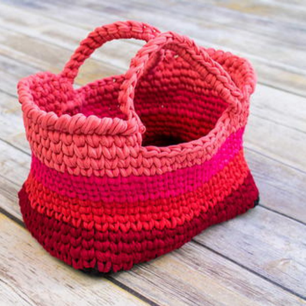 T-shirt Yarn Bag Free Crochet Pattern
