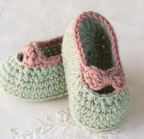 Little Lady Baby Booties Free Crochet Pattern