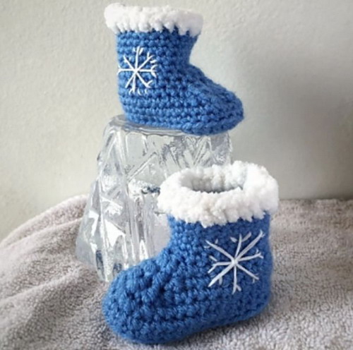 Snowflake Baby Booties Free Crochet Pattern