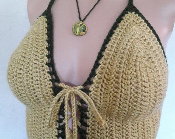 Halter crochet top pattern