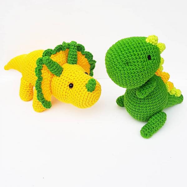 Dinosaur amigurumi pattern free