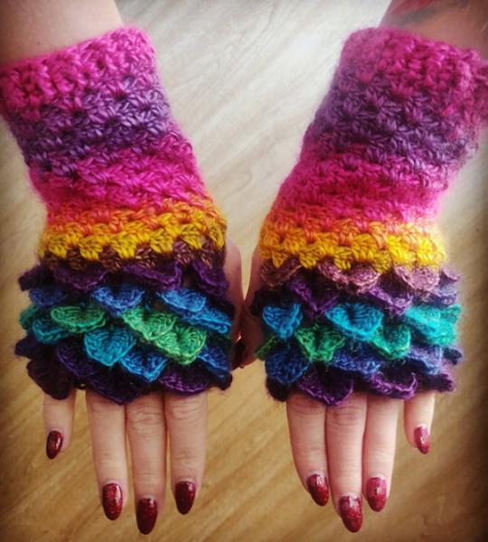 Dragon Scale Fingerless Gloves