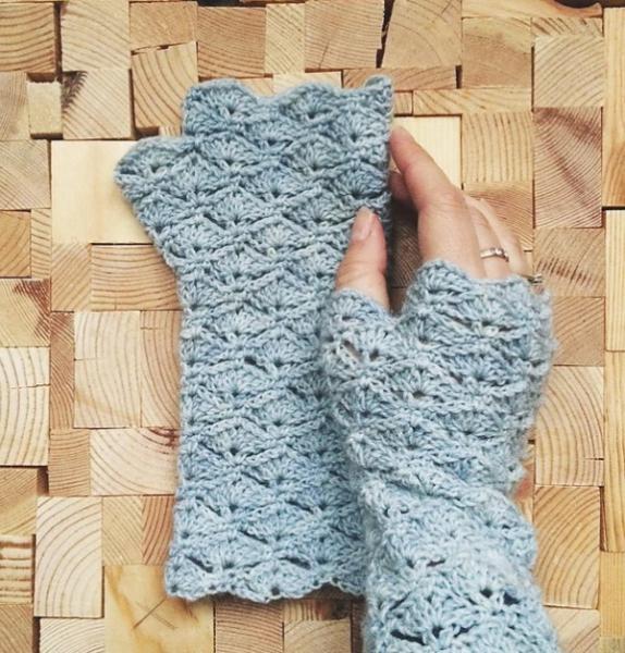 Fingerless Gloves