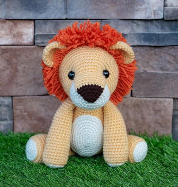 Amigurumi Laurence the Lion Free Crochet Pattern