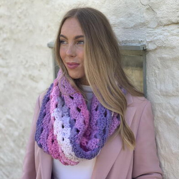 Make With A Cake Cosy Cowl Free Crochet Pattern