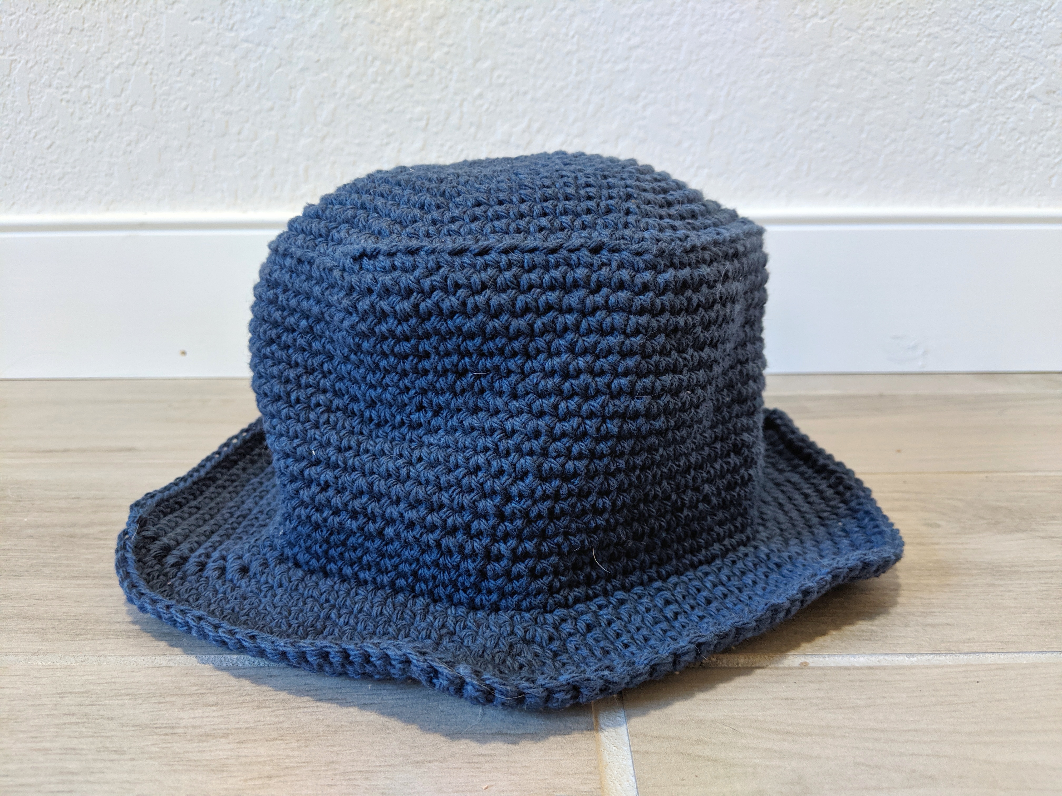 Crochet bucket hat pattern
