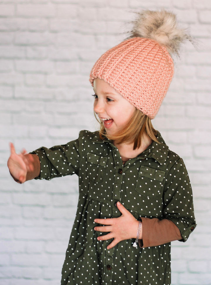 The Absolute Easiest Crochet Hat Pattern