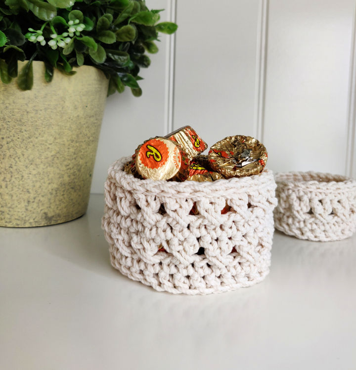 Crochet Waterfront Trinket Basket