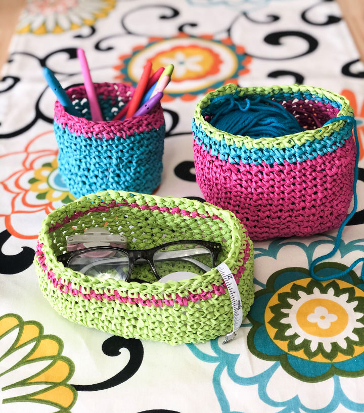 Little Crochet Baskets Pattern