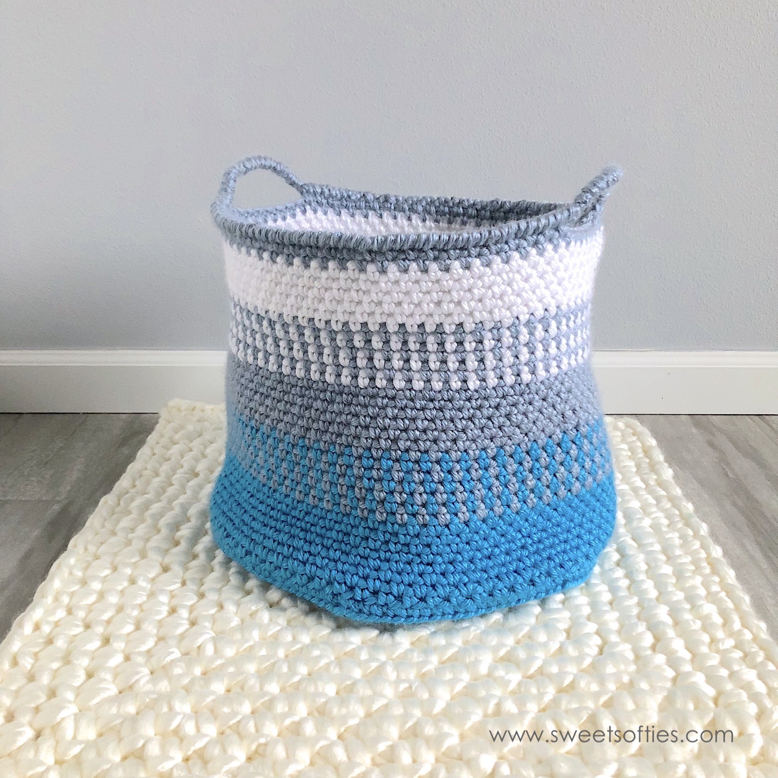 Crochet Blue Coast Basket