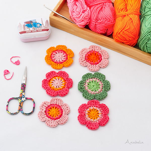 6 Petal Crochet Flower Pattern