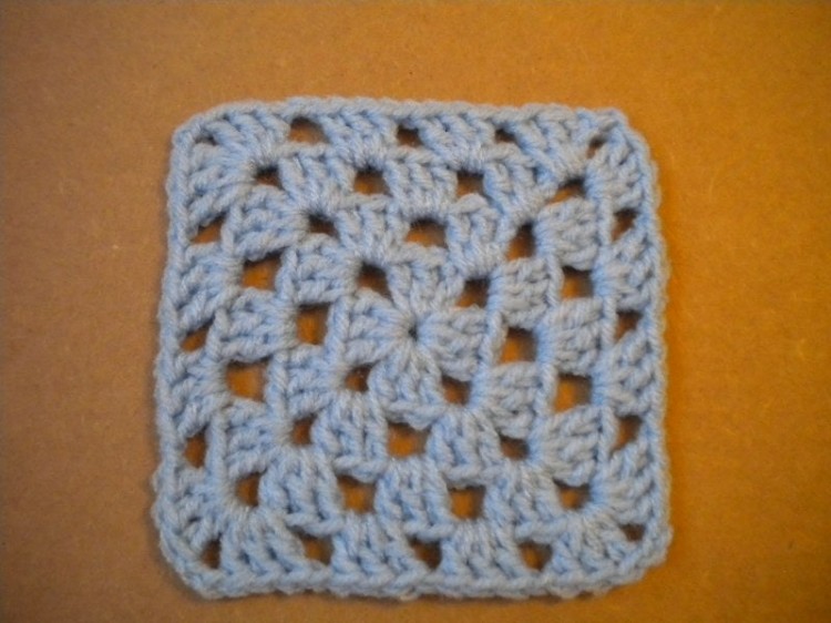 Lacy Flower Crochet Granny Square