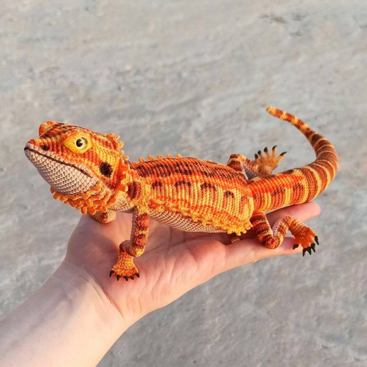 Bearded dragon crochet pattern