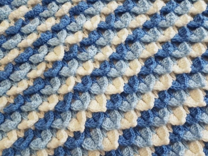 Frozen Hearts Baby Blanket Free Crochet Pattern
