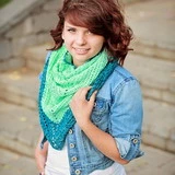 Oceanside Triangle Scarf: Easy Crochet Pattern