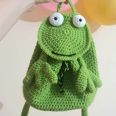 Crochet Frog Bagpack