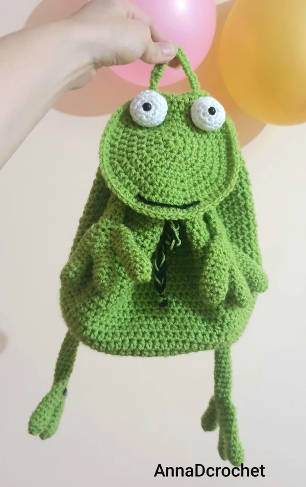 Crochet Frog Bagpack