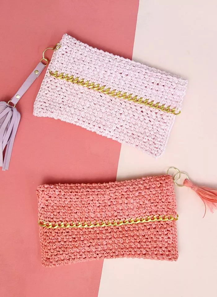 Chain Edge Raffia Crochet Clutch