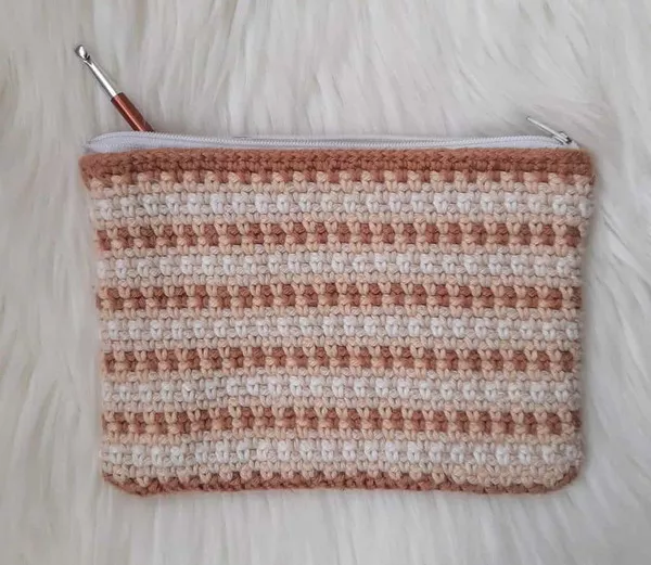 Crochet Zipper Pouch