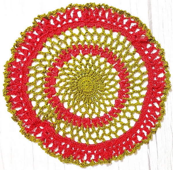 How To Make A Pretty Lace Doily