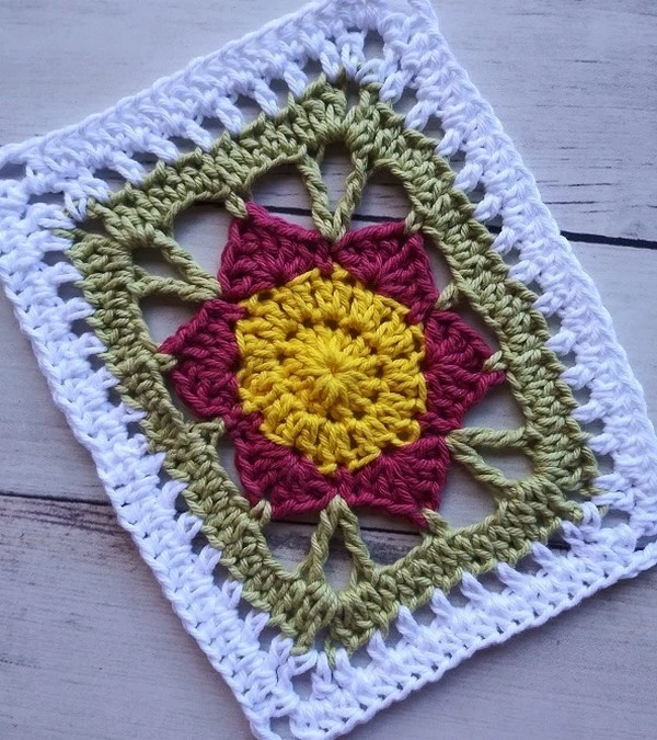 Lily's Floral Rectangle Doily