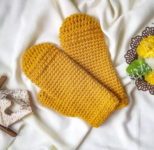 Easy Crochet Mittens Pattern