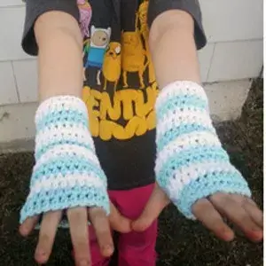 Kid-Sized Wrist Warmers