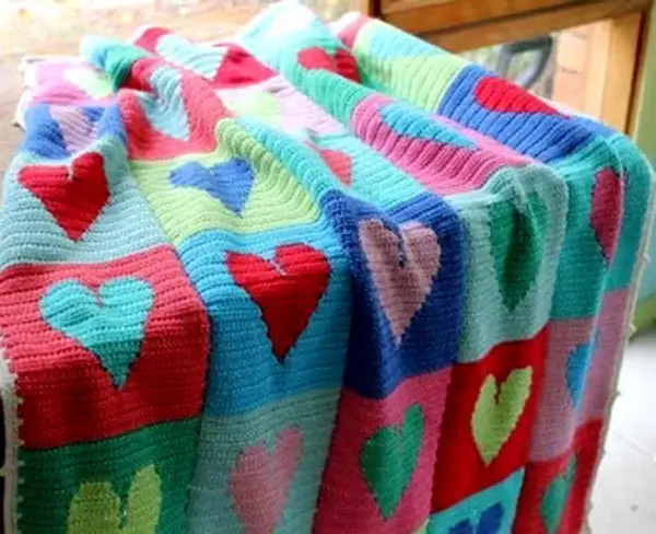 Big Heart Crochet Patchwork Blanket Pattern