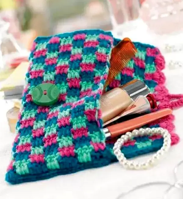 Checkered Crochet Clutch Bag Pattern