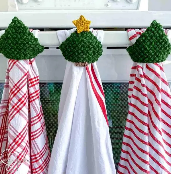 Christmas Towel Topper Crochet Pattern