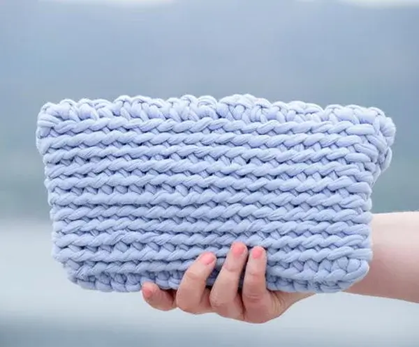 Crochet Summer Clutch