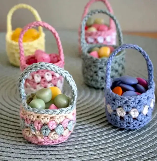 Mini Easter Basket Crochet Pattern