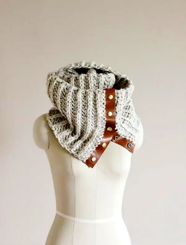 Stunning Leather Trimmed Crochet Scarf Pattern