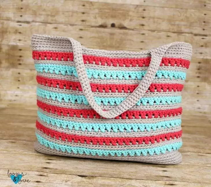 Beach Please Summer Tote - Free Crochet Pattern Loops and Love Crochet