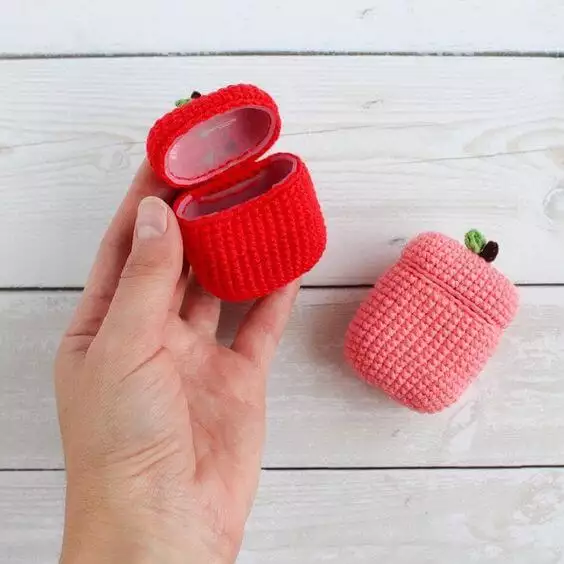 Crochet airpods case pattern