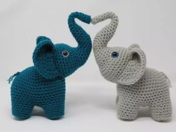 Crochet elephants