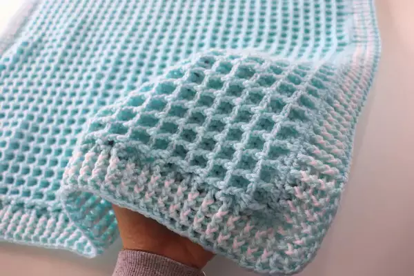 double-waffle-crochet-baby-blanket