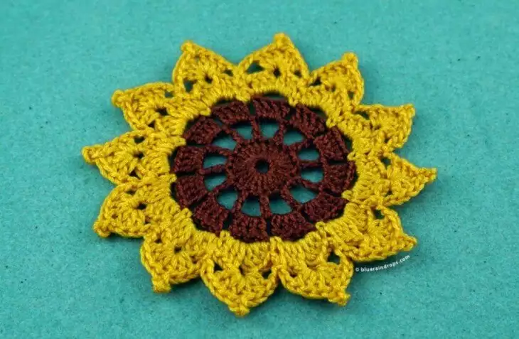 Easy Crochet Sunflower Free Pattern