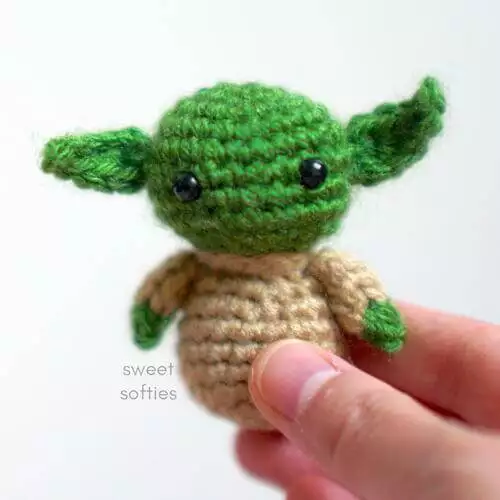 Tiny Baby Yoda Amigurumi Doll