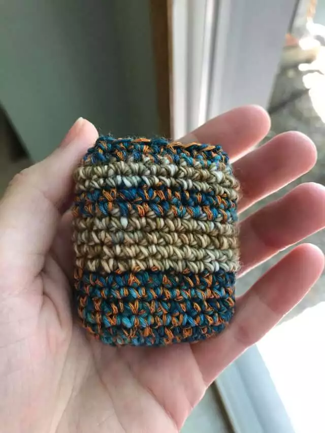 Airpods crochet case pattern