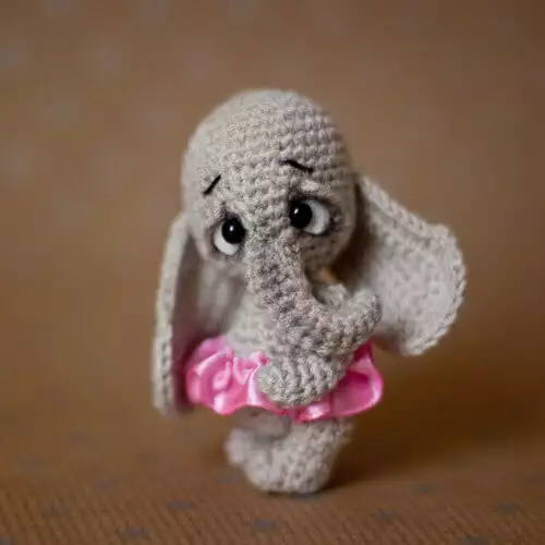 Baby elephant crochet pattern