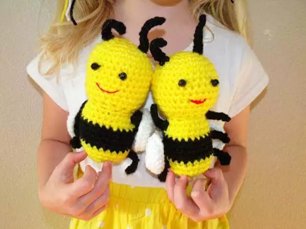 Bumblebee crochet