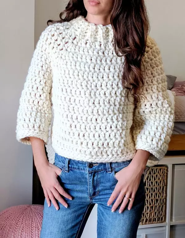 Chunky Cropped Raglan Sweater Crochet Pattern