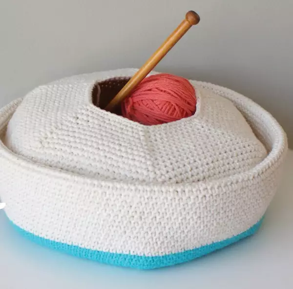 Crochet Color Blocked Bowl Pattern
