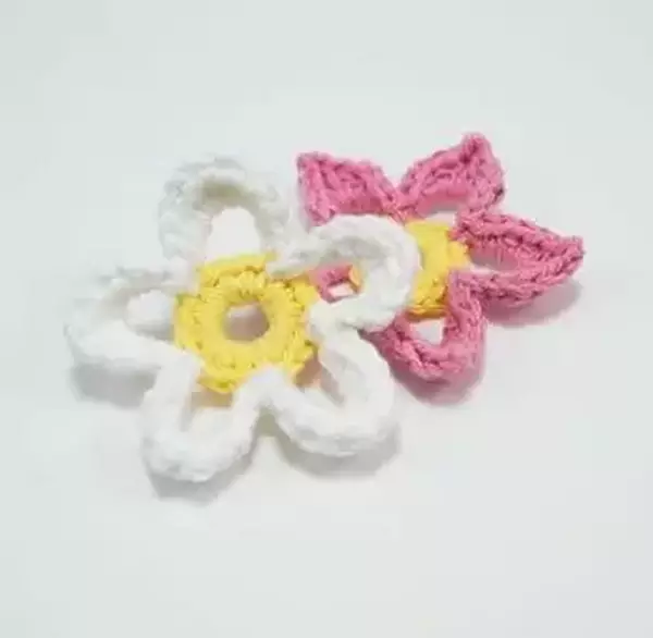 Crochet Flower Pattern For Hats