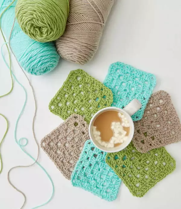 Easy Square Coasters Crochet Pattern