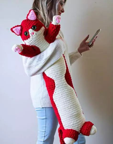 Kitty Pillow Amigurumi Free Crochet Pattern