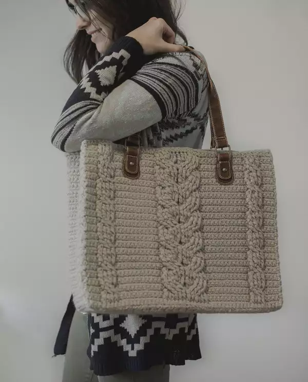 Matilda Tote Bag Free Crochet Pattern
